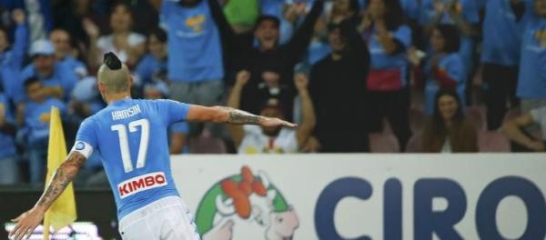 prediksi bola napoli vs as roma