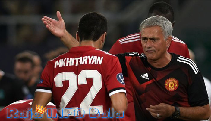mkhitaryan tidak pantas untuk united