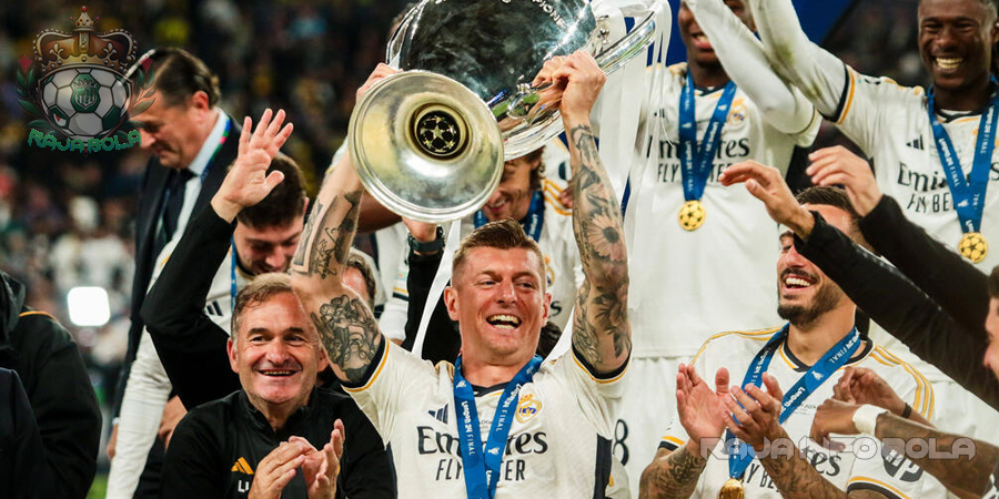 Carlo Ancelotti, Manager Real Madrid, mengungkapkan harapan besarnya agar Toni Kros Sang Jendral Lini Tengah. Mempertimbangkan kembali keputusannya untuk pensiun.